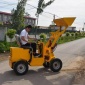 养殖用无噪音电瓶驱动双电机铲车 小壮工 小型电动装载车
